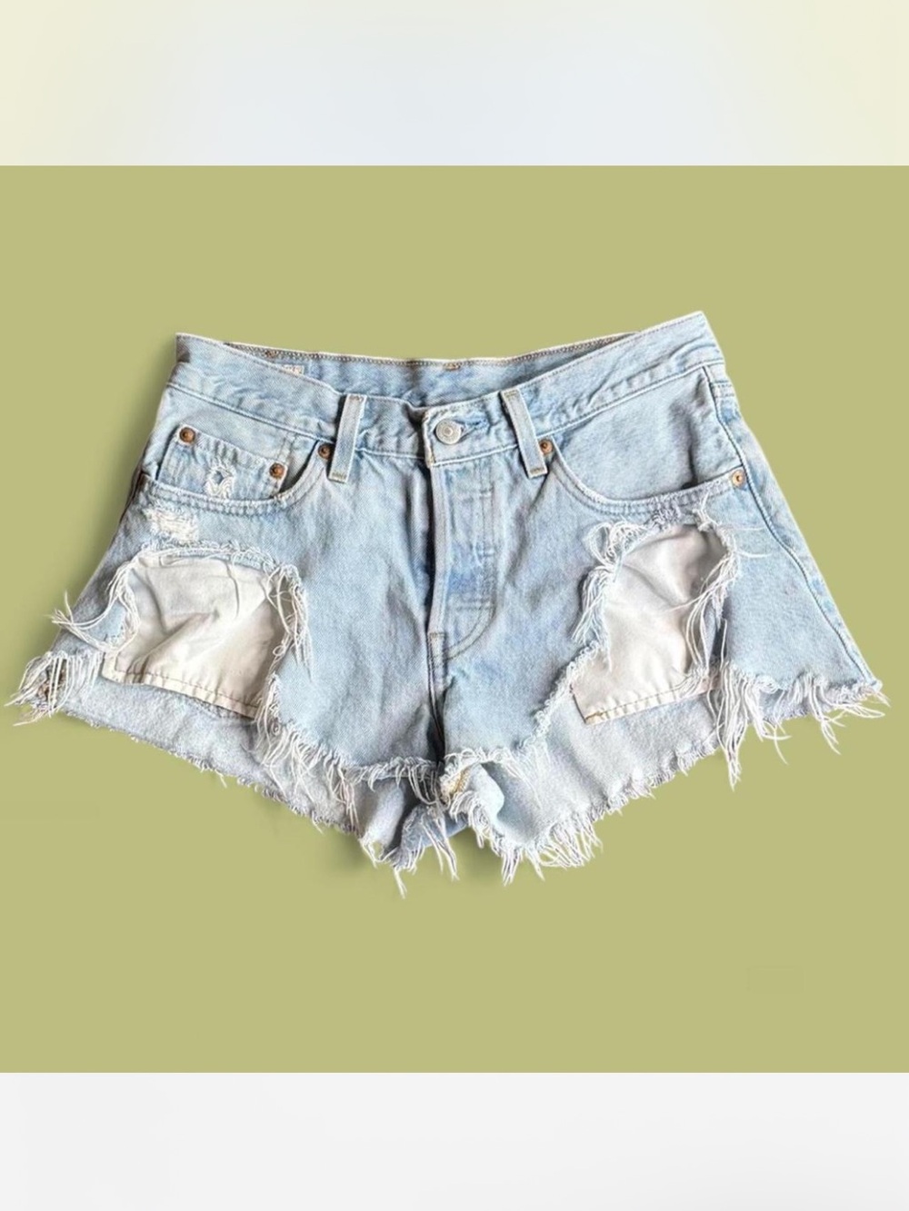 Levi’s 501 Distressed High Rise Cutoff Denim Shorts size 27